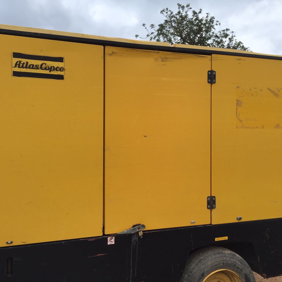 ATLAS COPCO COMPRESSOR XRHS385